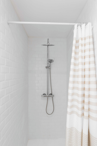 Bathroom 2, Charming Studio - 2p/ac - Sea View - Antibes, Alpes-Maritimes