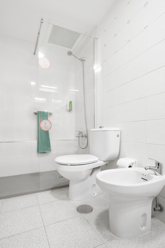 Bathroom 4, Las Gondolas, Las Palmas
