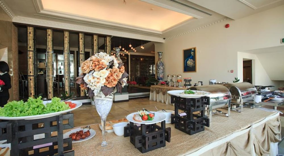 Food & Drinks 4, Den Long Do Hotel & Restaurant, Nha Trang