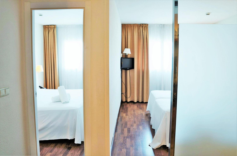Bedroom 3, Port Feria Valencia, Valencia