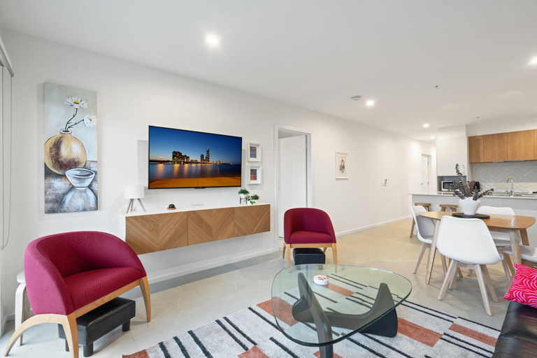Separate living room 5, Stylish 2-Bed Townhouse with Balcony, Canberra