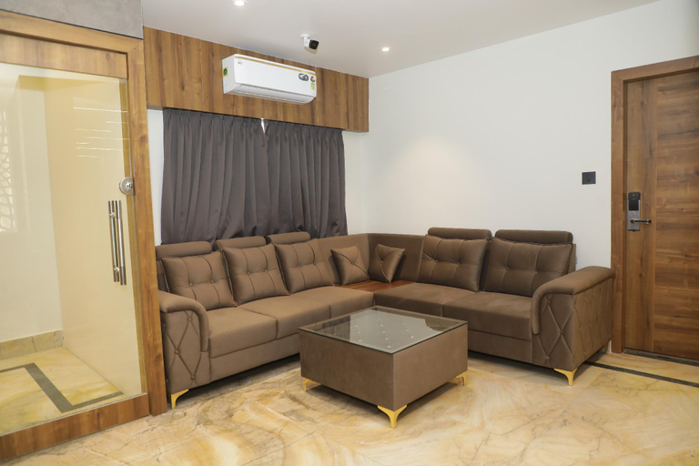Lobby 2, Hotel Centrum, Jalpaiguri