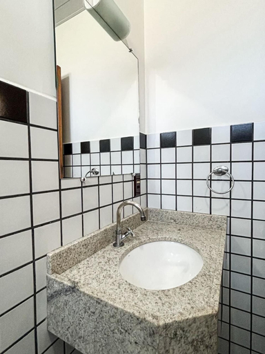Bathroom 2, Hotel Cores do Mar, Bombinhas