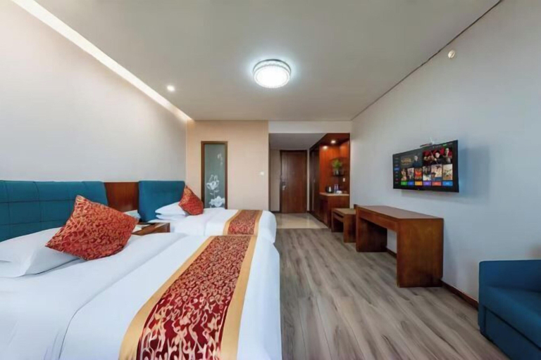 Bedroom 3, Heping Hotel, Jiaxing