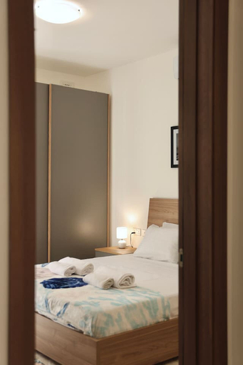 Room 4, Gozo Coastal Escape Apartment Sea Views in Xlendi