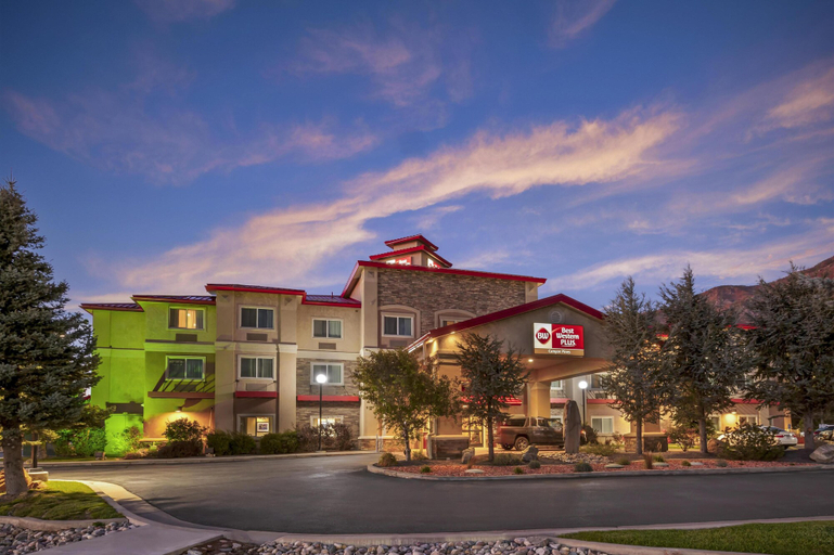 Exterior & Views 2, Best Western Plus Canyon Pines, Weber