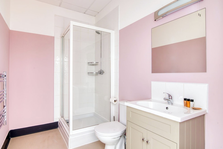 Bathroom 4, Malacuna Birmingham, Birmingham
