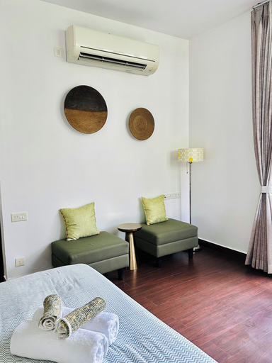 Room 2, B Shore by evaddo, North Goa