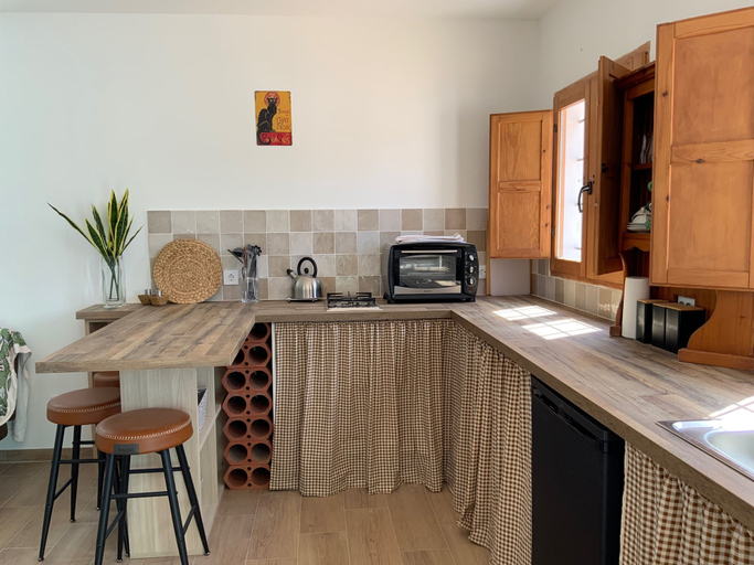 Private kitchen 5, Quality Rustic Retreat in Tabernas Countryside, Almería