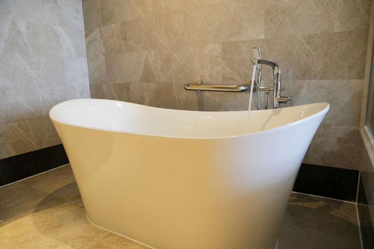 Bathroom 3, Vienna International Hotel Guangdong Wuchuan, Zhanjiang