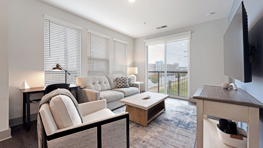 Living area 5, Landing Apartments - University City, Mecklenburg