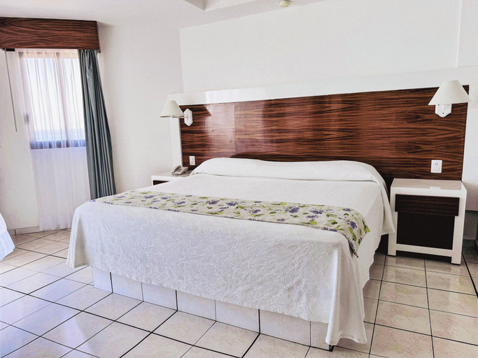 Bedroom 4, Hotel Tropicana - Near Olas Altas Street, Puerto Vallarta