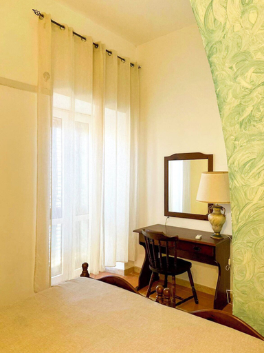 Room 5, Il Granaio del Barone, Salerno