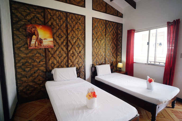 Bedroom 3, Point 303 Resort, General Luna