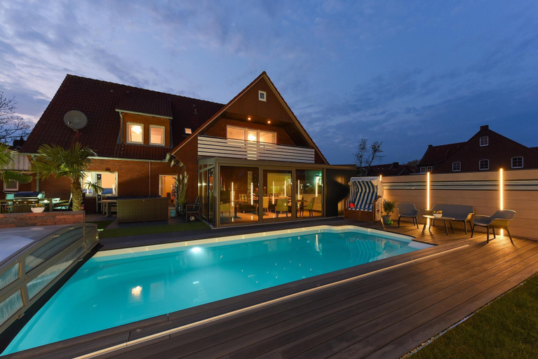Pool 5, Gemuetliche Ferienwohnung mit Balkon - Ideal fur 2 Personen, Wittmund