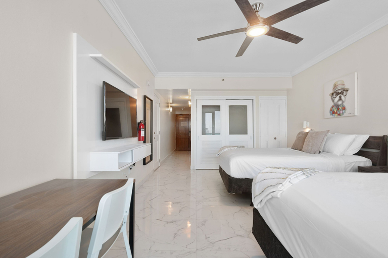 Room 5, Lagoon407-bl in San Juan