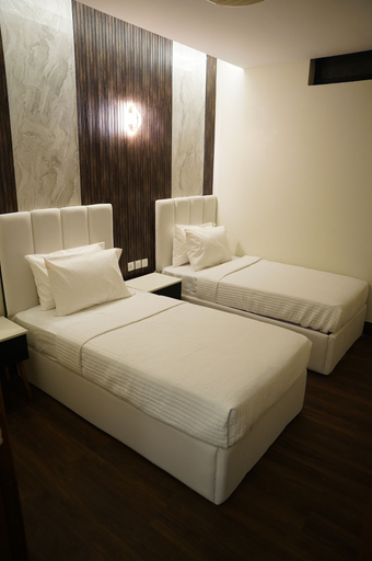 Room 3, Hotel Rosevelt, Islamabad