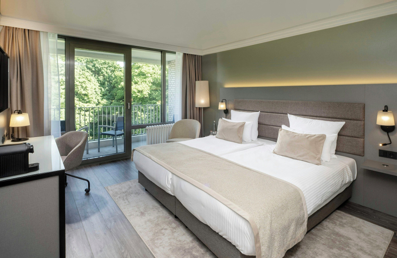 Bedroom 4, Leonardo Hotel Hannover, Region Hannover