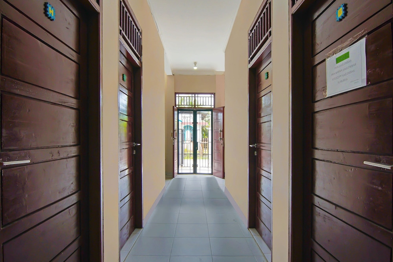 Public Area 2, Hotel O Pondok Melati Syariah, Pekanbaru