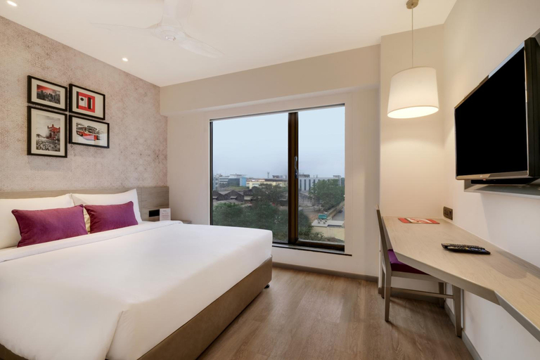 Bedroom 2, 7 Apple Hotel Mahape, Thane