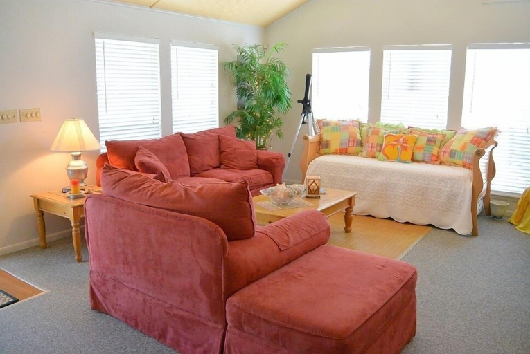 Living area 3, Kokomo Jo's 3 Bedroom Home, Galveston
