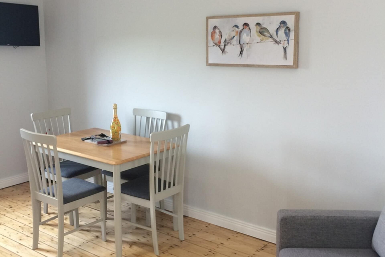 Others 5, Apartment Sleeps 2 With Wood Fire, Newry, Mourne and Down