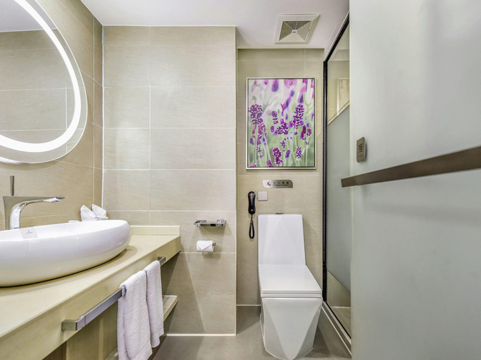 Bathroom 4, Lavande Hotel Luzhou Jiale Century City, Luzhou