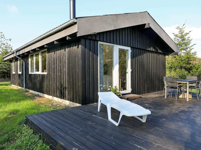 Others 2, 4 Star Holiday Home in Lokken, Hjørring