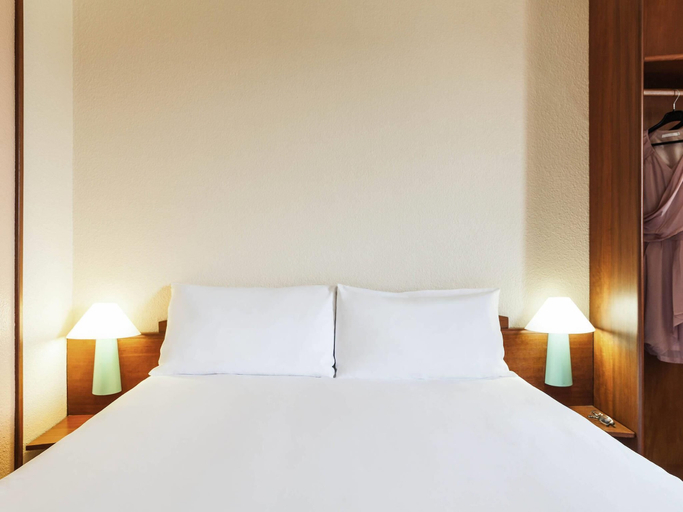 Bedroom 2, ibis Douala, Wouri