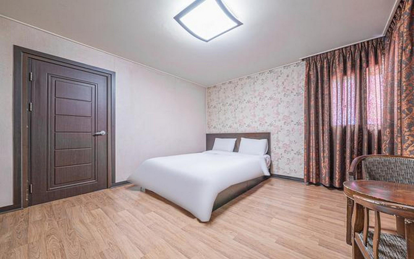 Bedroom 3, Jeongseon Ruby, Jeongseon