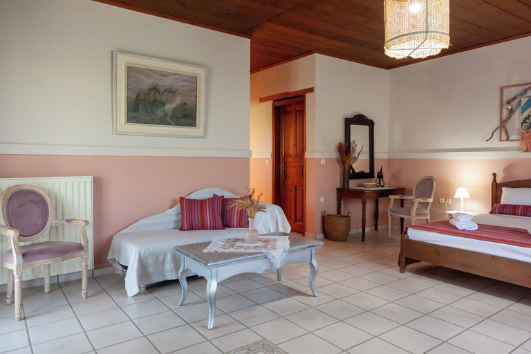 Bedroom 2, Amnisiades Apartments, Crete