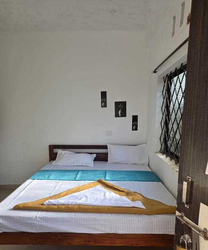 Room 5, Wood Castle Arambol, North Goa