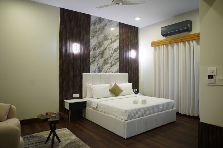 Room 2, Hotel Rosevelt, Islamabad