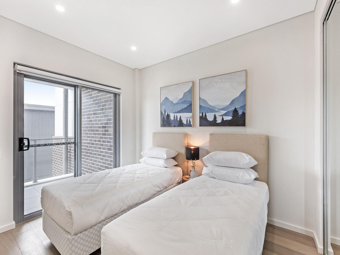 4, 3-Bed Apartment in Beautiful Kiama with Study Nook, Kiama