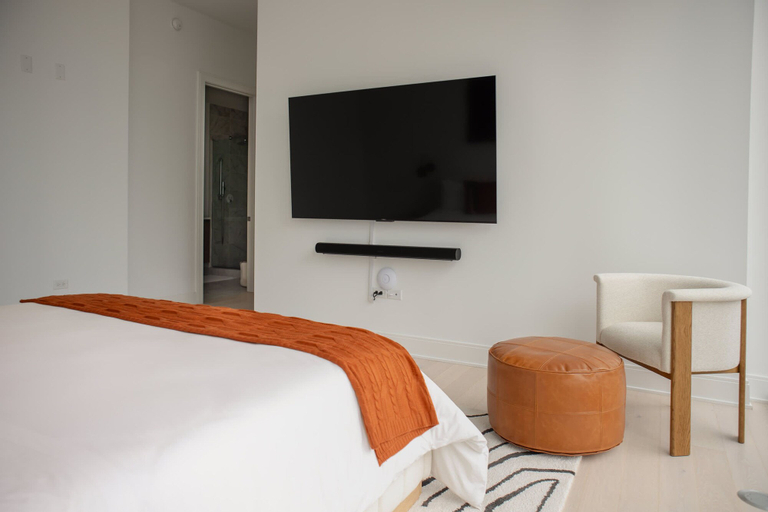 Room 3, Luxury Downtown 4BR Exclusive Design PH, Cook
