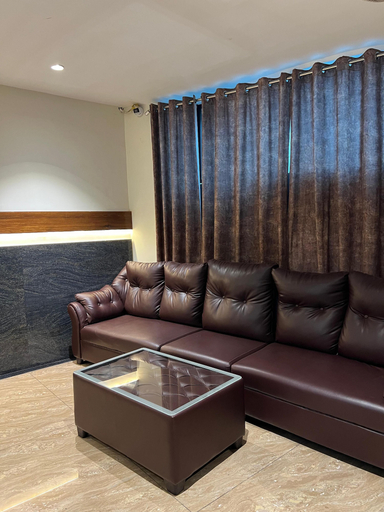 Lobby sitting area 2, Hotel Central Point, Indore