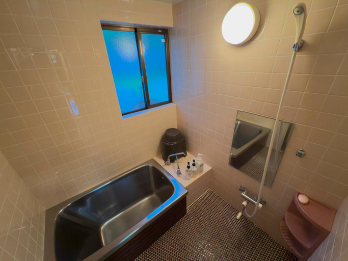 Bathroom 2, B&B Santana Hakuba, Hakuba