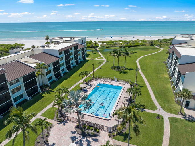 Exterior & Views 2, Loggerhead Cay 332 Bikes Steps to the Beach, Lee