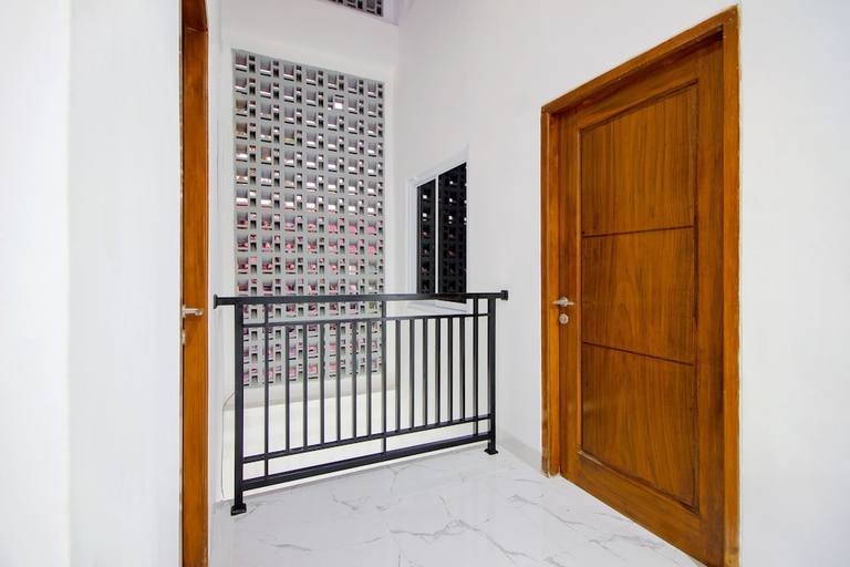 Interior Detail 2, Hotel O 88 Exclusive Guesthouse, Sleman