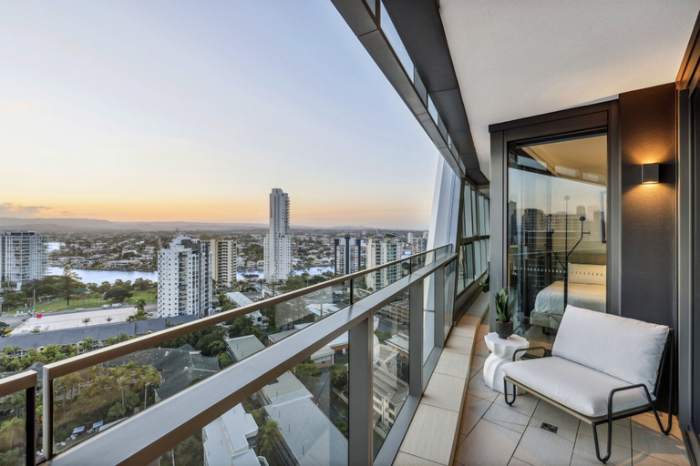Balcony 2, Jewel Luxury Beachside 2-bed With Water View, Gold Coast