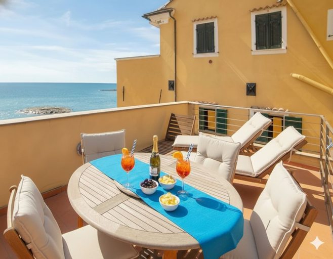 Terrace/patio 4, Terrazza cielo e mare, Imperia