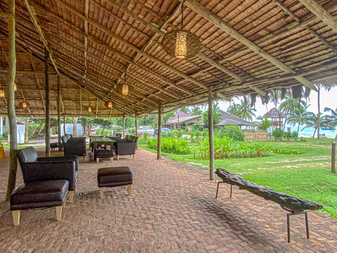 Public Area 4, Chumphon Cabana Resort, Pathiu