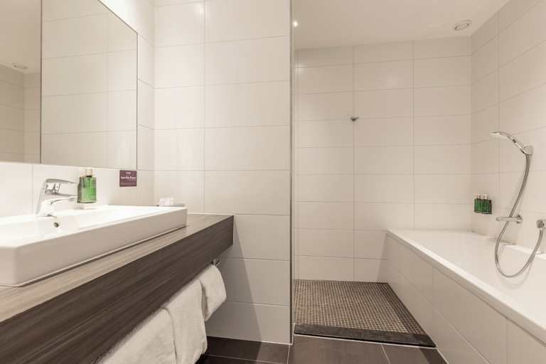 Bathroom 4, Lumen Hotel Zwolle, Zwolle