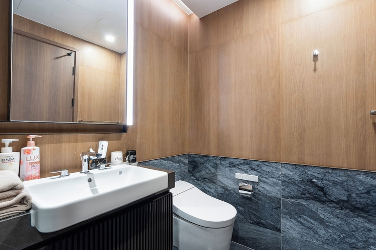 Bathroom 3, Lexington Residence Luxury Vacation, District 2