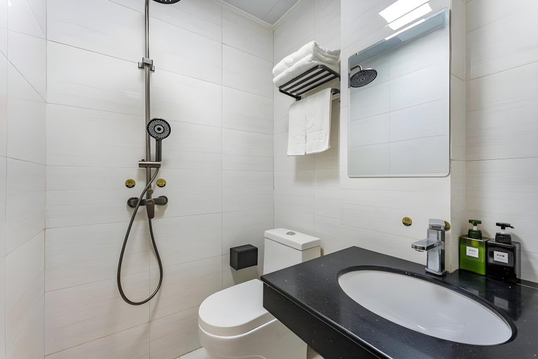 Bathroom 4, shenzhen kaixin Hotel, Shenzhen