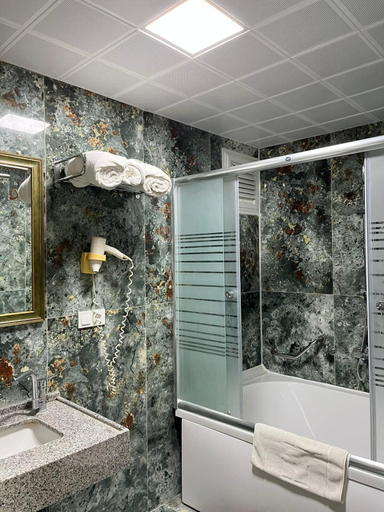 Bathroom 5, Tokat Termal Kaplıcaları, Sulusaray