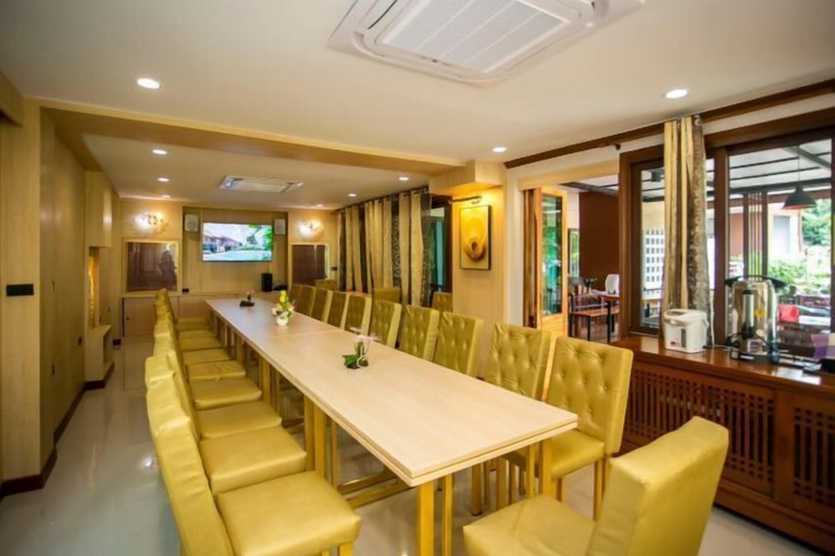 Food & Drinks 5, Ratana boutique resort, Klaeng