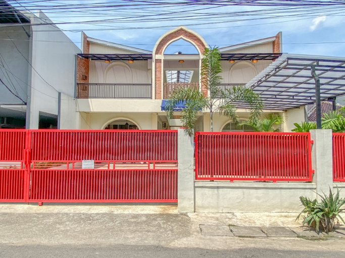 Others 3, Nice Look Studio (No Kitchen) at Celebrity Mansion By Travelio, Bekasi