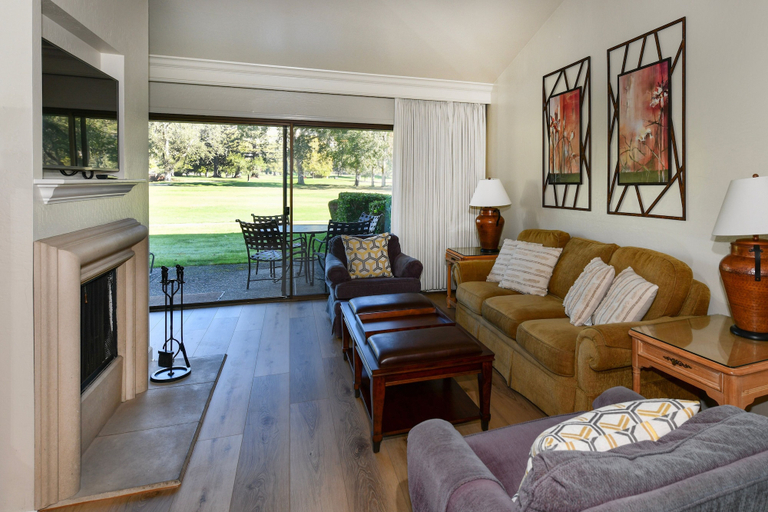 Living area 5, 656 S At Silverado 1 Bedroom Condo by RedAwning, Napa