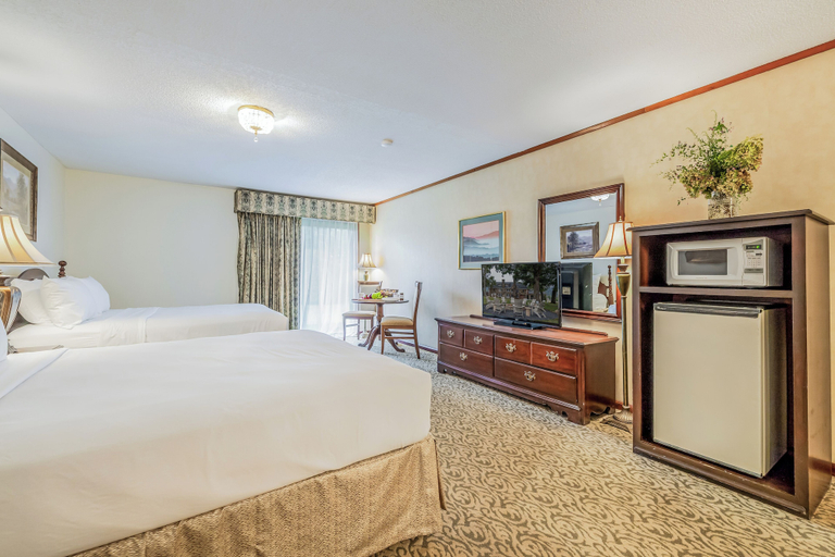 Bedroom 2, Dillard House, Rabun